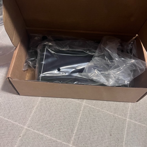 Car Rear Pillow Stand - Picture 3 of 7